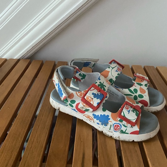 Camper sandals for girls. Size 31. Used but still in good condition. - Picture 2 of 3